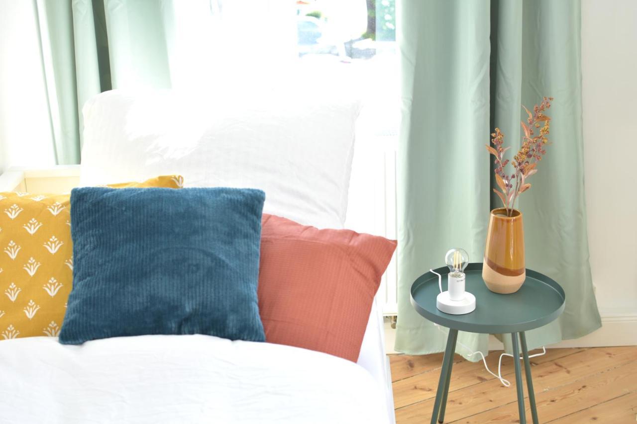 White Midsommar - Stilvolle Wohnung, 3 Schlafzimmer, Wohnzimmer, Kueche Landshut Luaran gambar